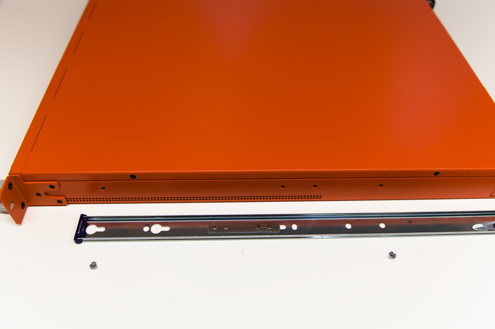 Datei:RC350 Rackmounting 05.png