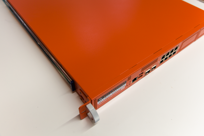 Datei:RC350 Rackmounting 07.png